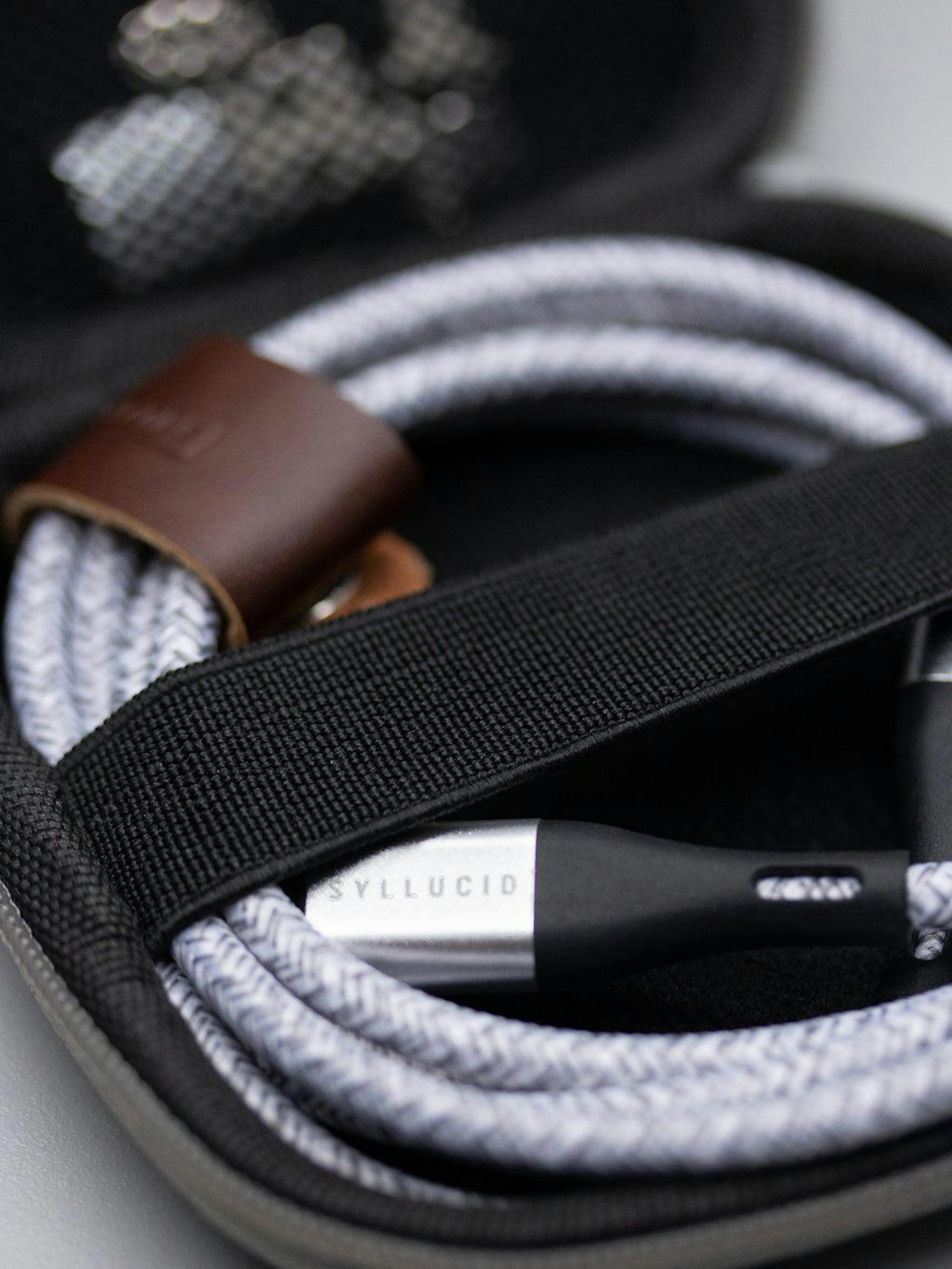 Sustainable Universal Charging Cable | All-in-one