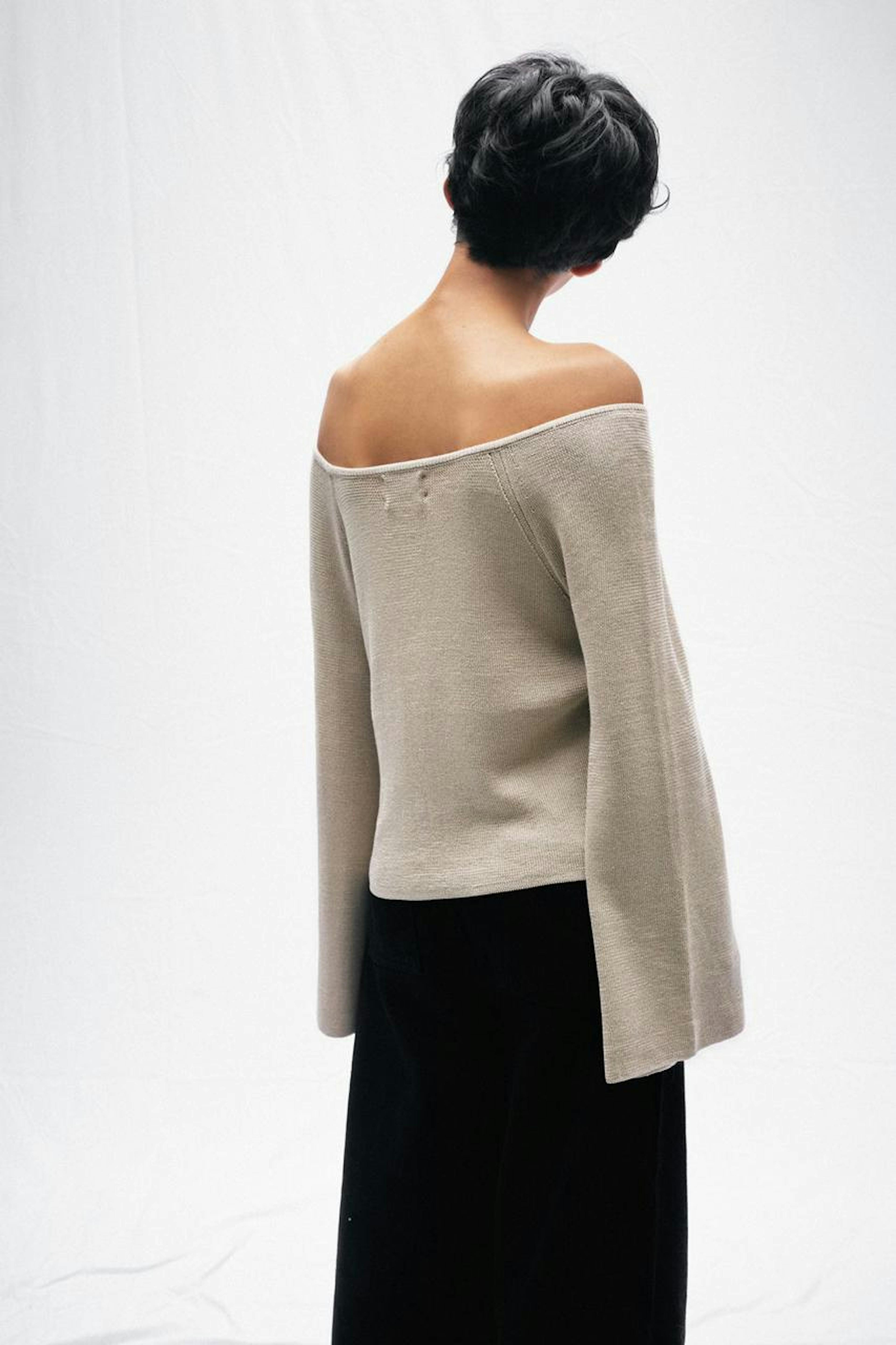 Organic Cotton Off Shoulder Knit Sweatshirt | Neutral