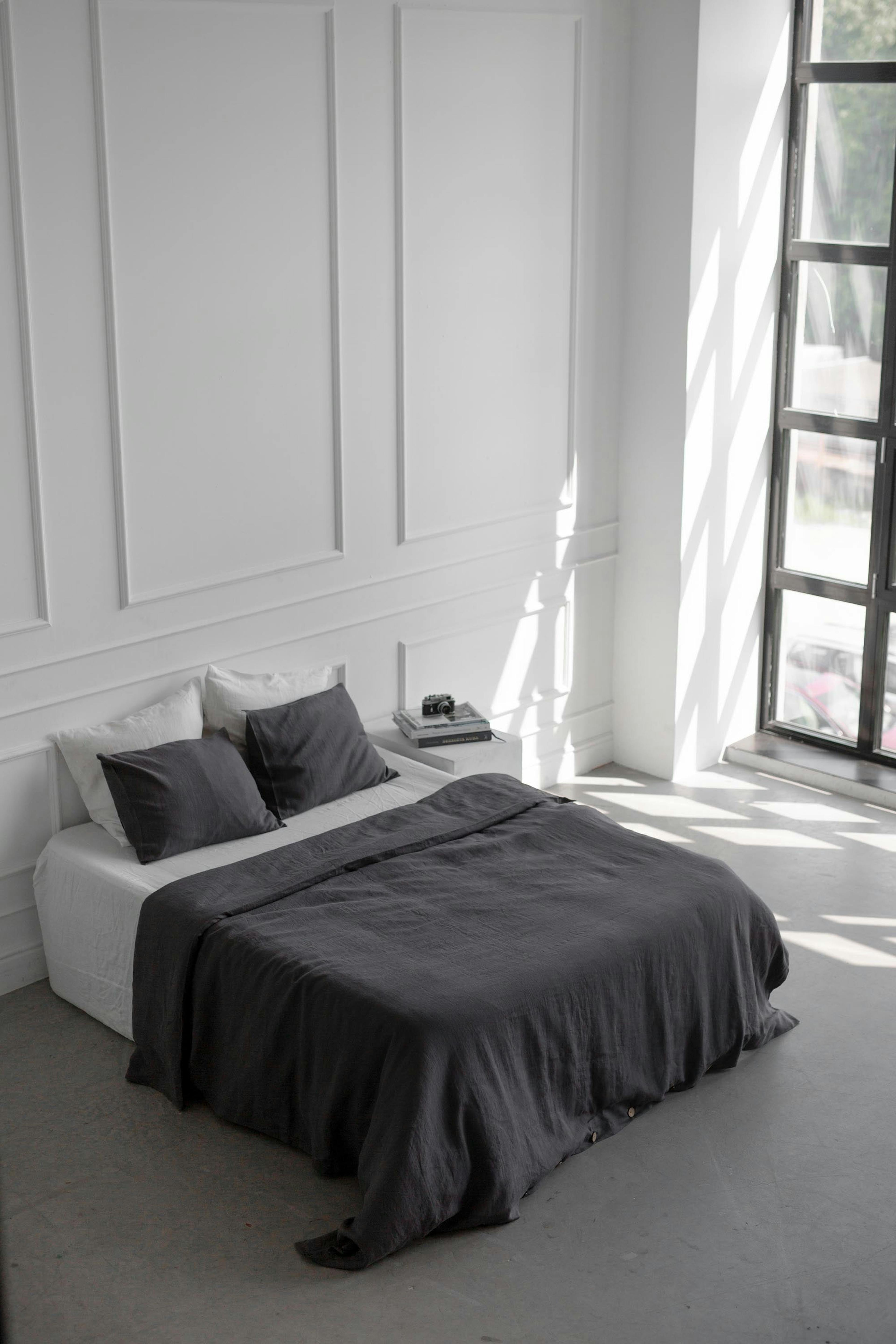 Linen Bedding Set | Charcoal